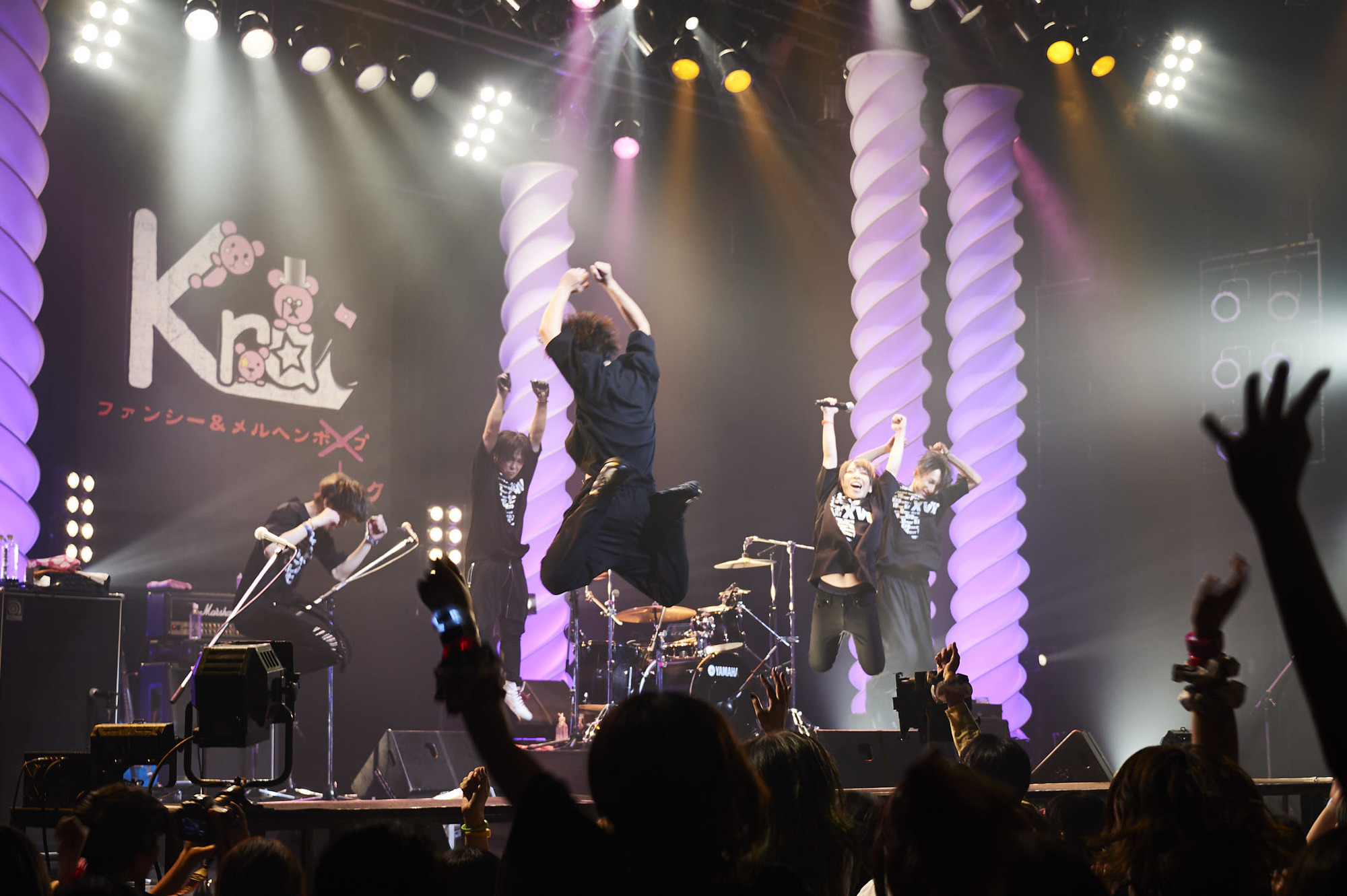 18周年を祝うワンマン公演で、Kraは2008年に開催した【花の青春18切符
