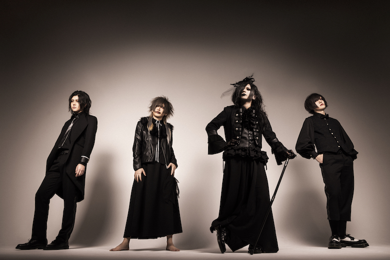 鴉-カラス- 1st single「ねぇ君に」CDジャケット&最新アーティスト写真