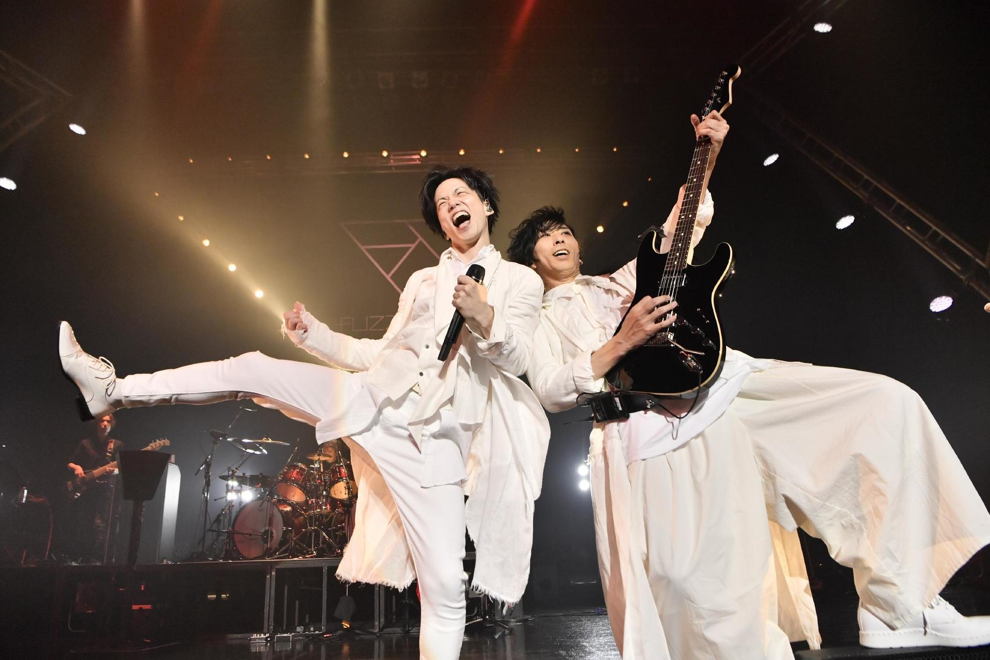 fuzzy knot、初ライブのDVDが受注限定販売開始！ 夏に全国ツアー