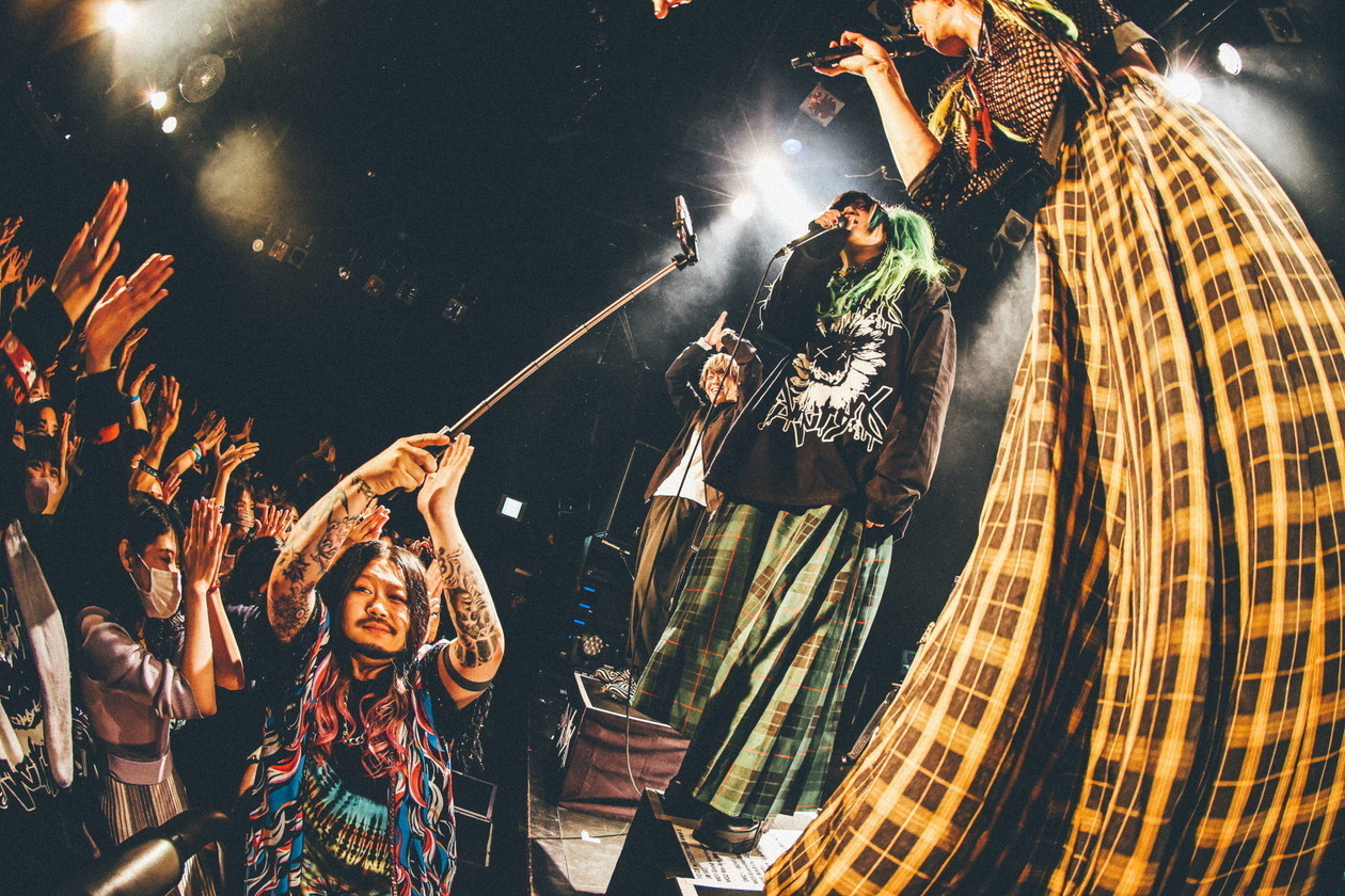 DEZERT × 夕闇に誘いし漆黒の天使達“すっごいツインテールを決める会