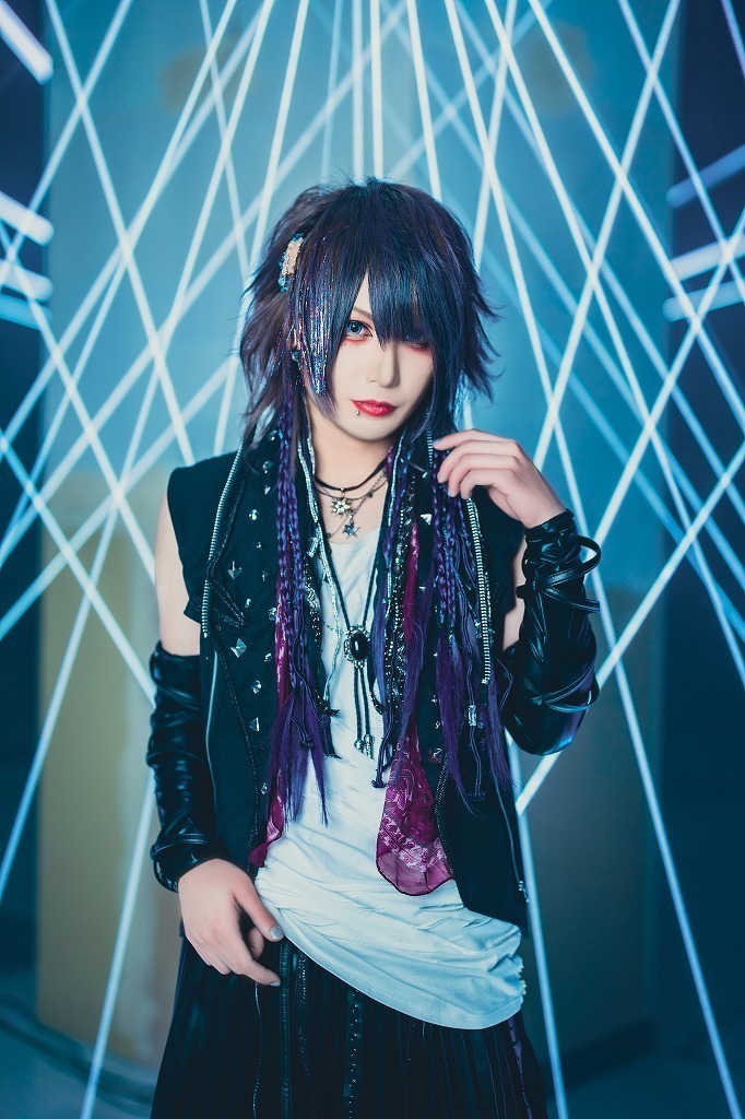 Rides In Revellion 志雄 ブロマイド Rides In ReVellion D. Shiyu (志雄) solo photo | vkgy