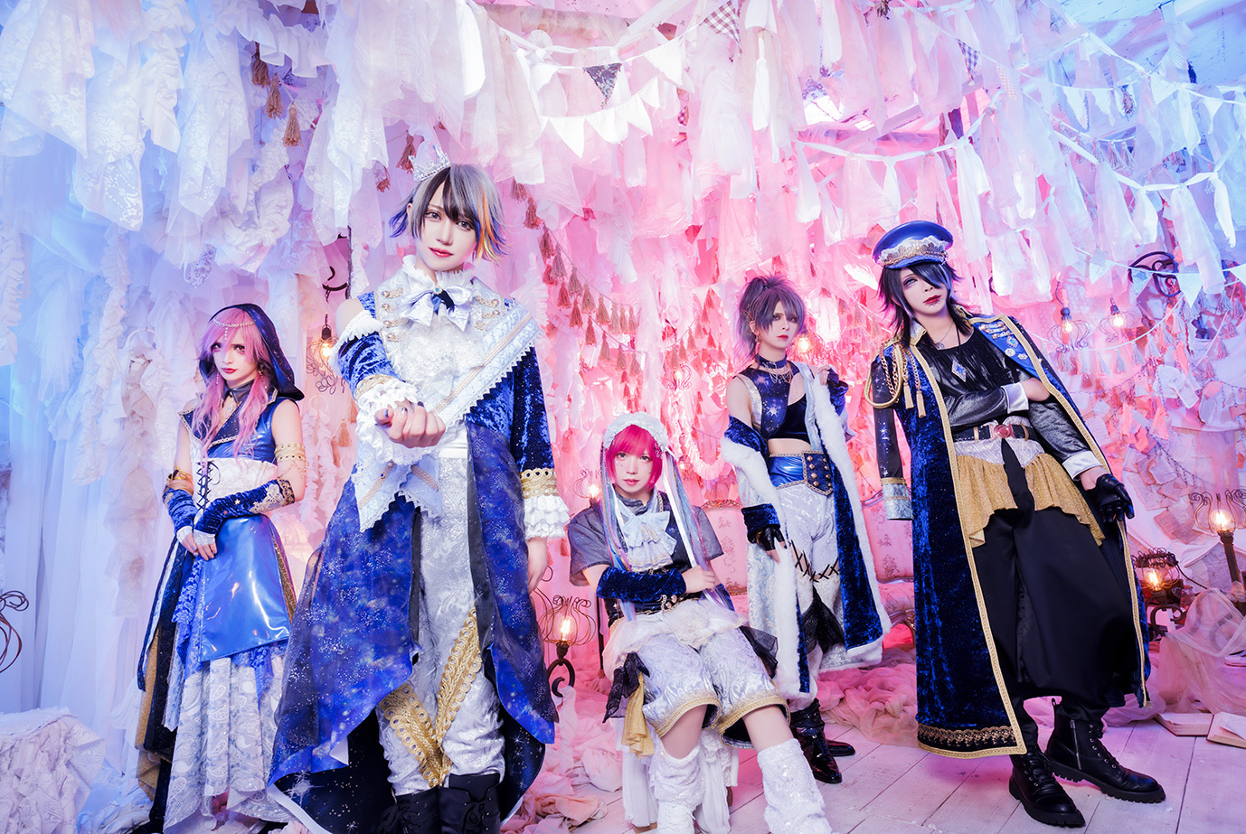 グラビティ】新アーティスト写真とデジタルシングルのリリースを