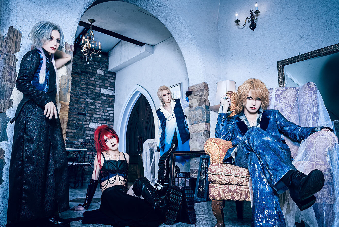 GrimAquaが最新アーティスト写真＆7曲入りミニアルバムをrelease