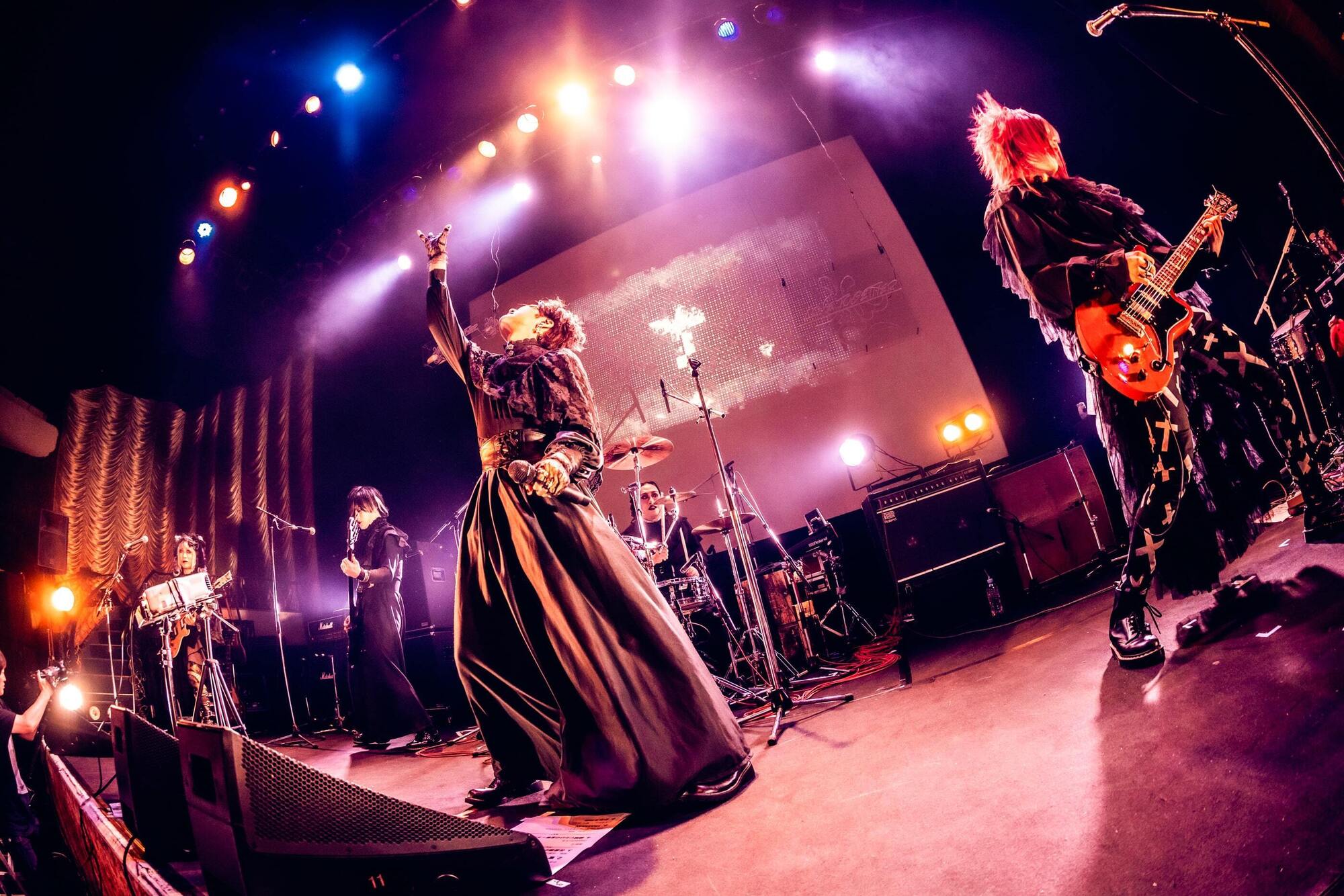 MUCC、ミヤバースデイライヴは、愛と笑いが巻き起こる異次元エンタメの
