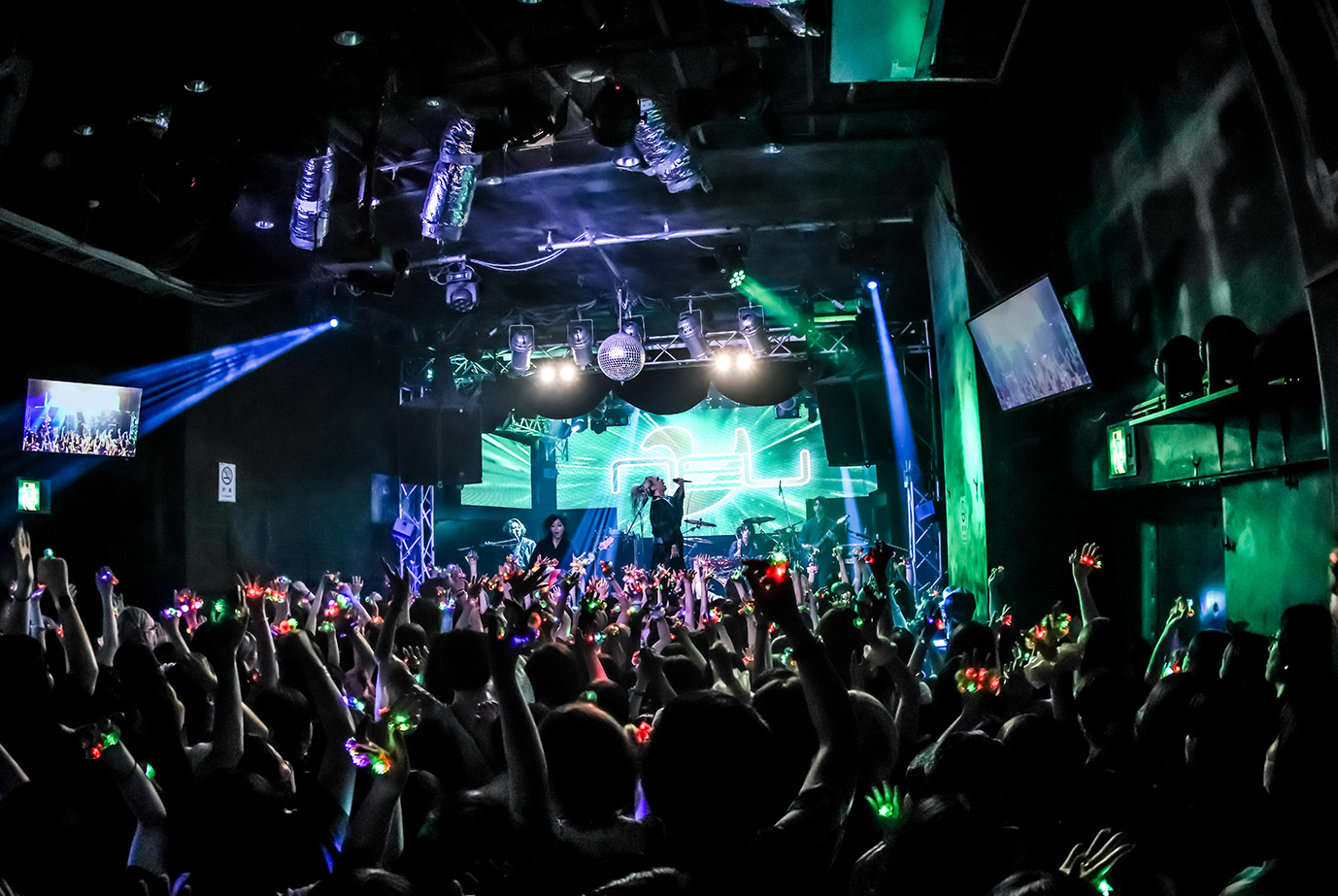 ライブレポート】ν[NEU]、LAST ONEMAN tour「N.ever」がスタート