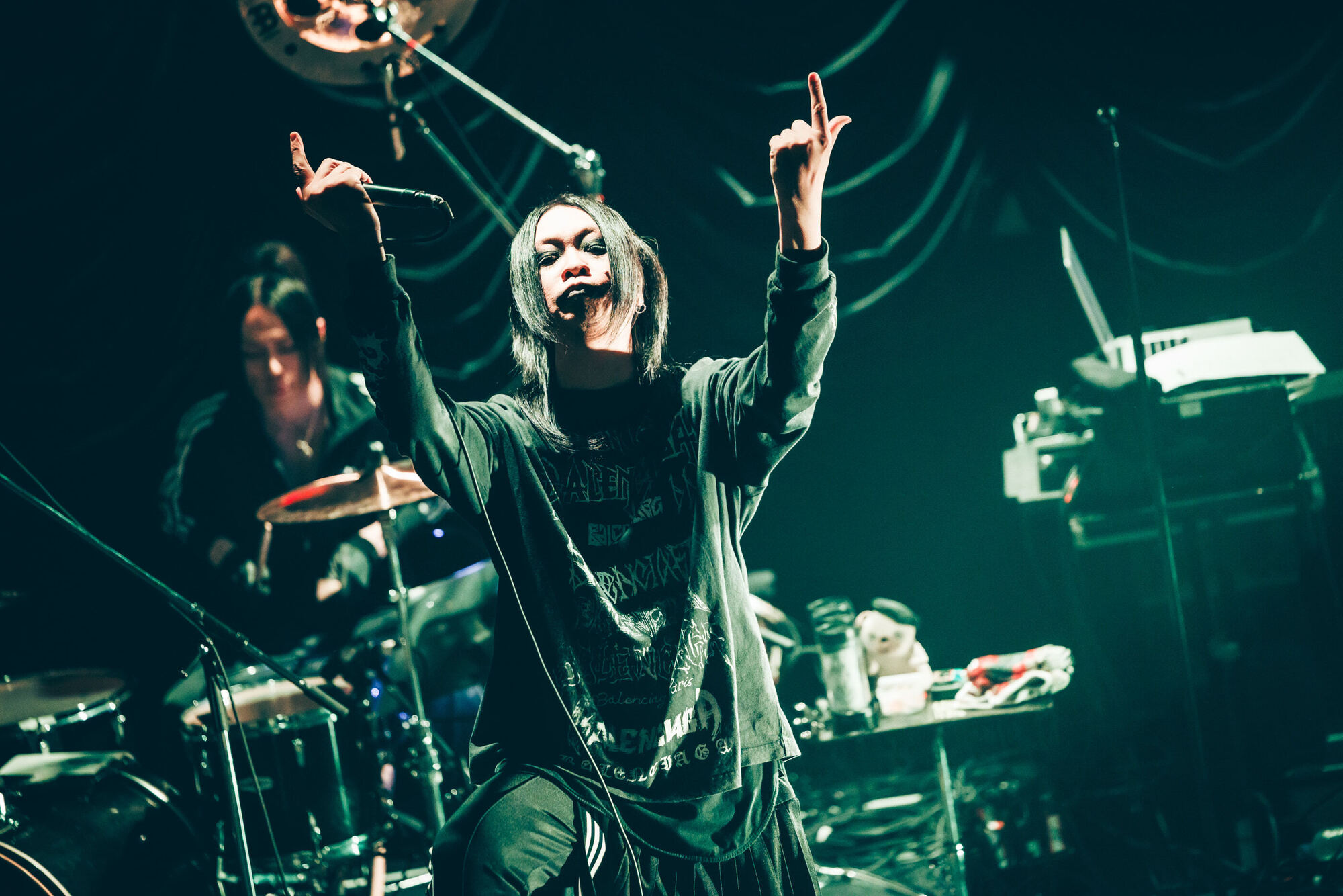 有村竜太朗×逹瑯 2マンライブ＜有村竜逹瑯＞ライブレポ | club Zy.