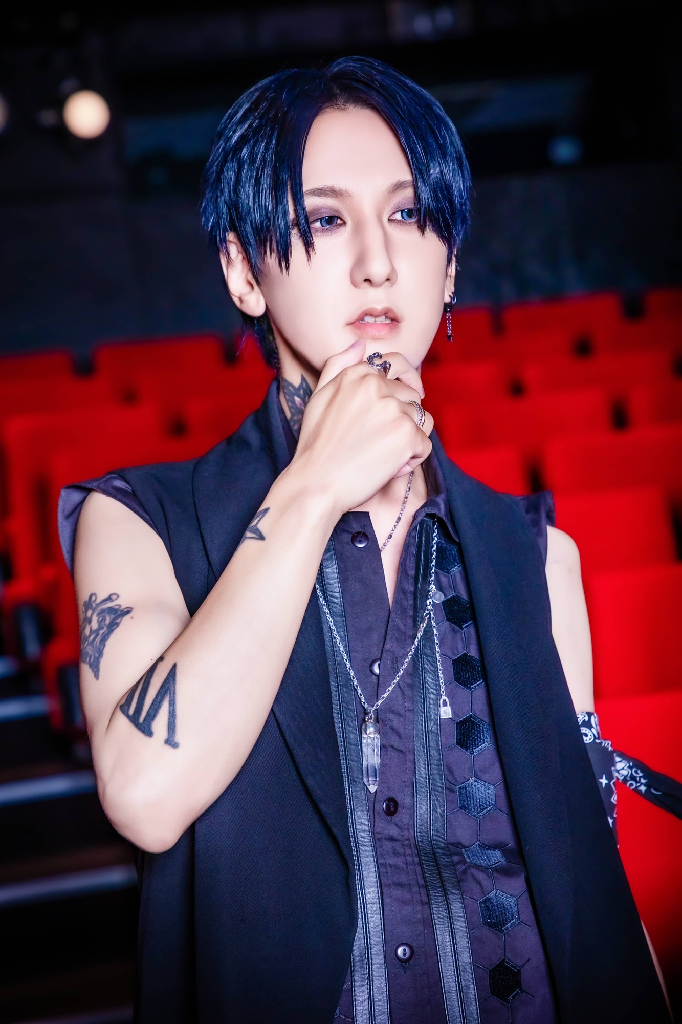 【完全生産限定盤】vistlip tour document LAYOUT vistlip、New Single「BET」完全生産限定盤 全貌公開、新アー写