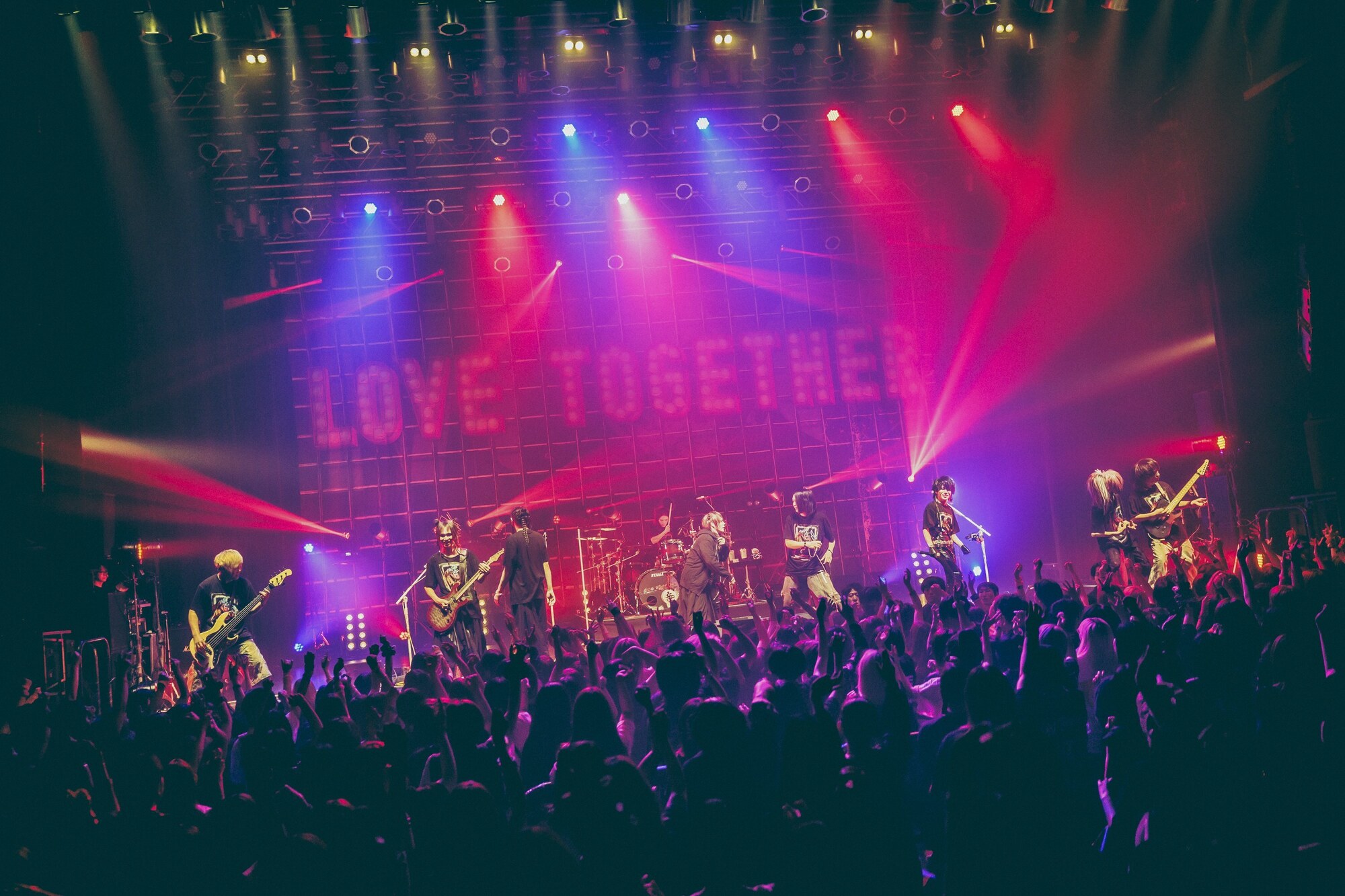 MUCC、Sadieのツーマン「Love Together EXTRA」ライヴレポート! | club Zy.