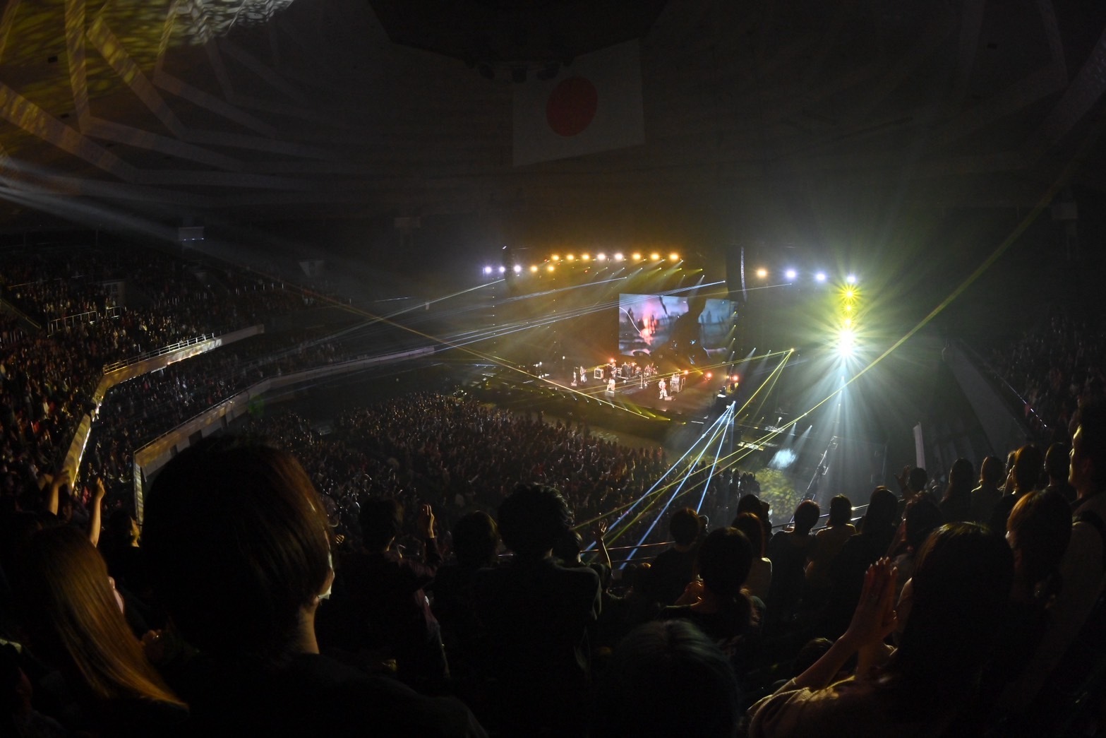 NIGHTMARE、47都道府県ツアーラストの武道館ライブ完遂！ “みんなに